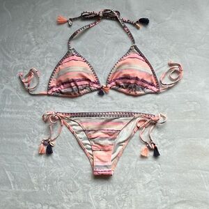 VICTORIA’S SECRET String Bikini